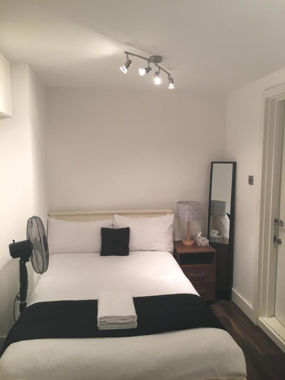 Islington Serviced Rooms Лондон Экстерьер фото
